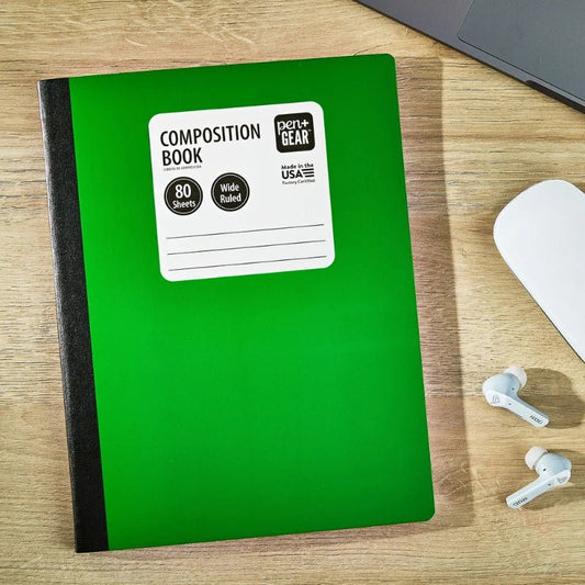 Cuaderno de composición verde Pen+Gear de 160 páginas wide ruled con lomo negro para clases en Officemate