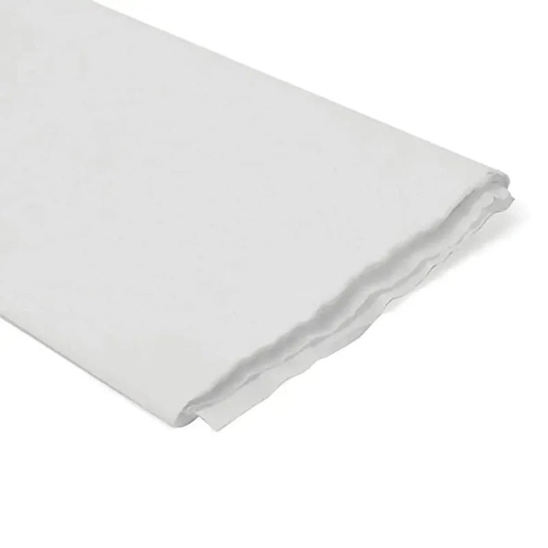 Papel crepé blanco de 50x200 cm, ideal para decoraciones y manualidades. ¡Encuéntralo en Officemate!