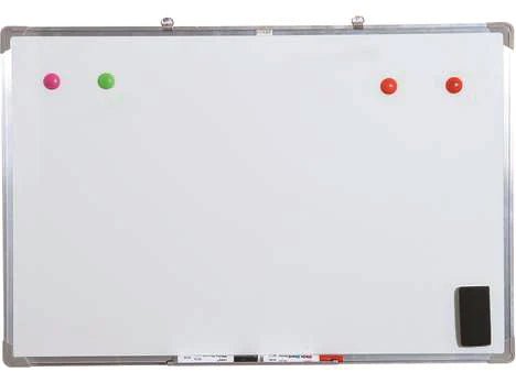 Pizarra blanca magnética de 90 x 120 cm con marco de aluminio de Artesco - Officemate