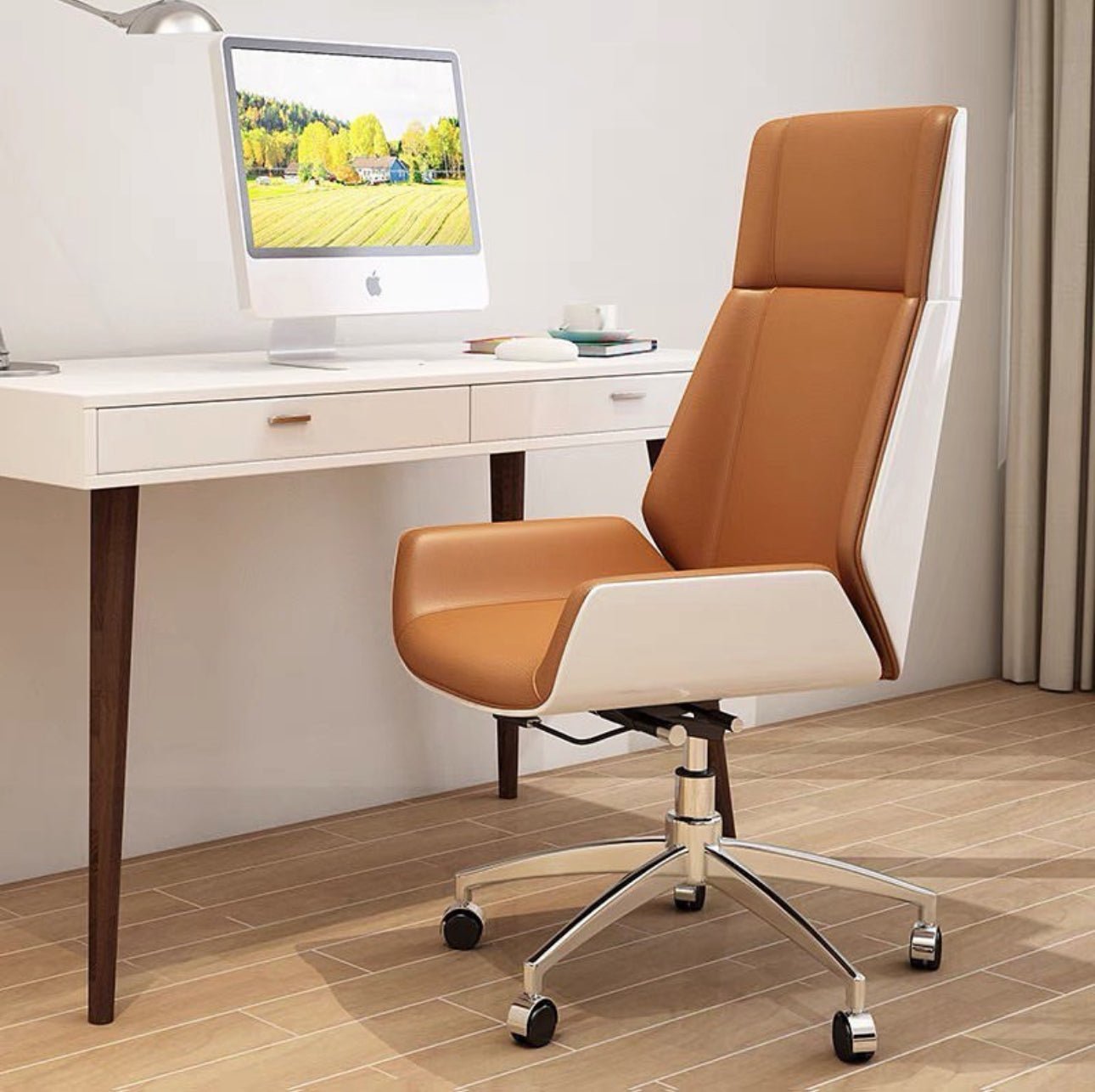 Silla Ejecutiva Elegancy Grand de OM Furniture en blanco y marrón, ergonómica y elegante