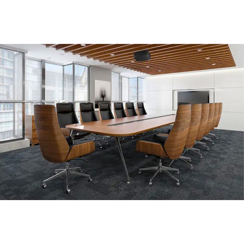 Silla Ejecutiva Elegancy Grand OM Furniture, respaldo madera y asiento negro, ergonómica y ideal para oficinas modernas