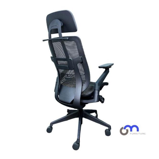 Silla ergonómica ajustable ProConfort gris de OM Furniture para oficina o estudio Officemate
