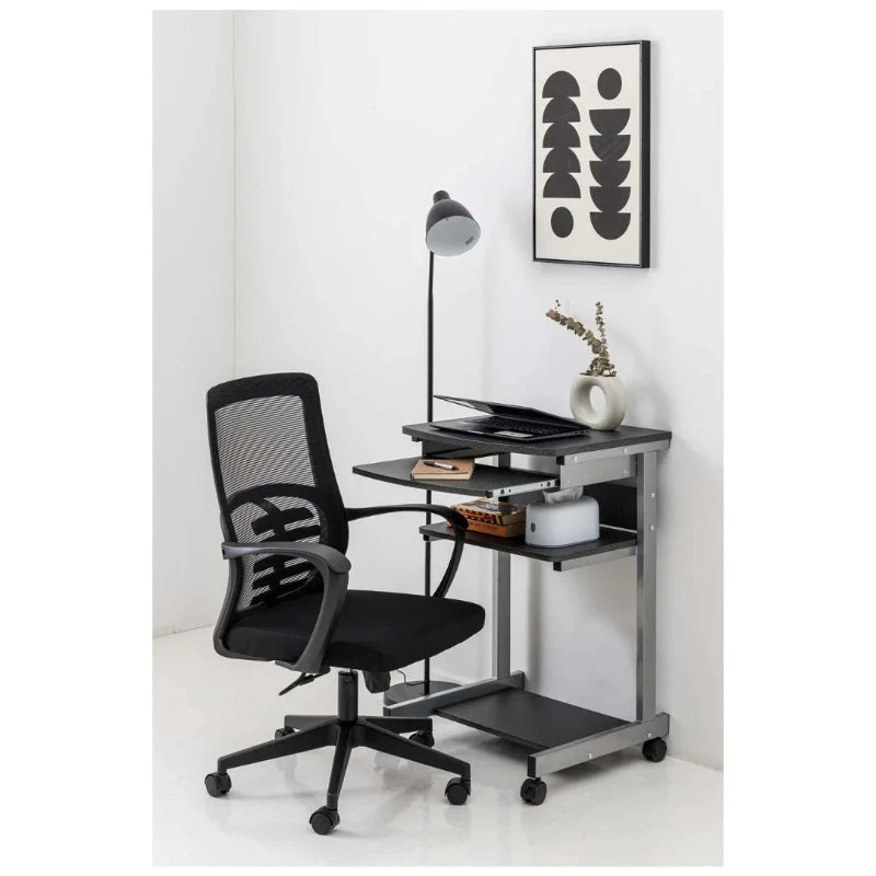 Silla secretarial negra modelo Lucía con respaldo de malla y diseño ergonómico. Disponible en Officemate.