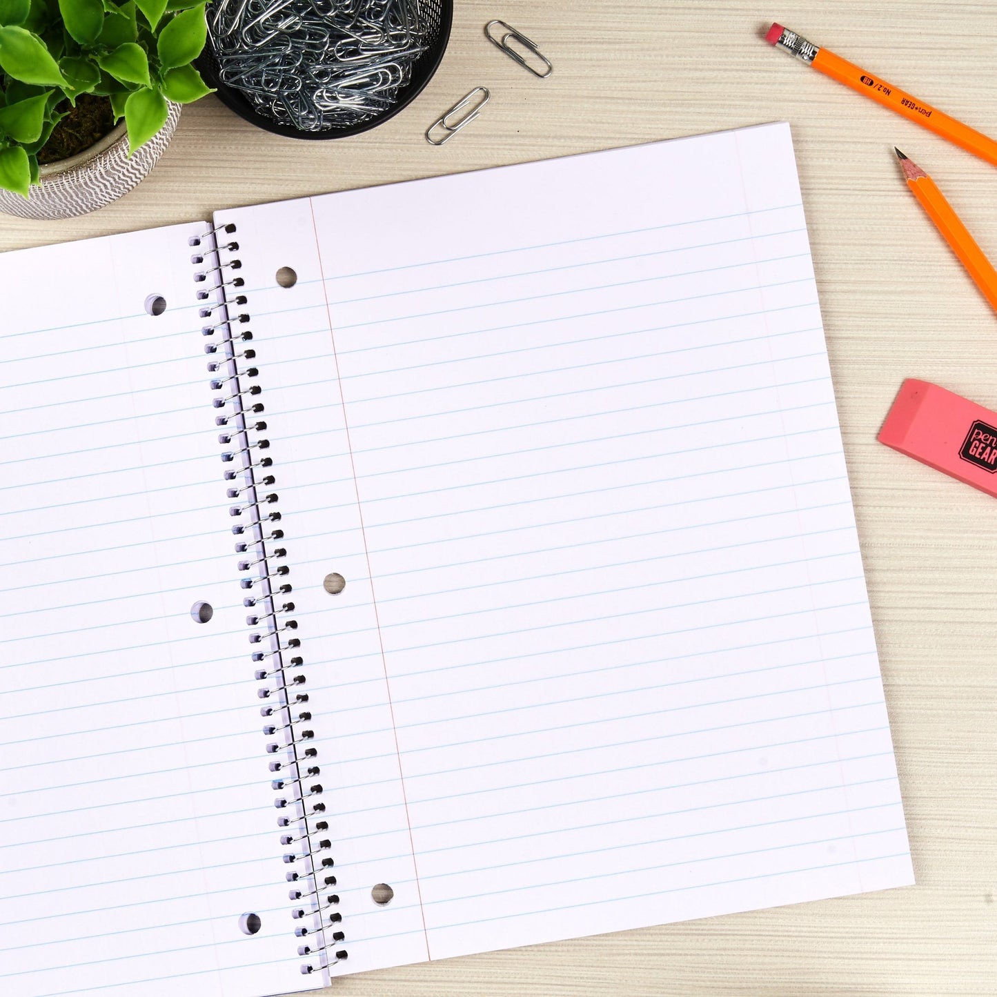 Cuaderno en Espiral Rayado 70 Hojas/140Pag, Pen + Gear, Unidad