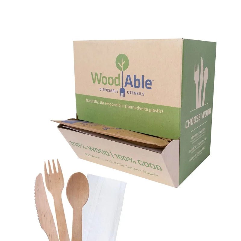 Set de cubiertos de madera WoodAble con tenedor, cuchillo, cuchara y servilleta, biodegradables y compostables.
