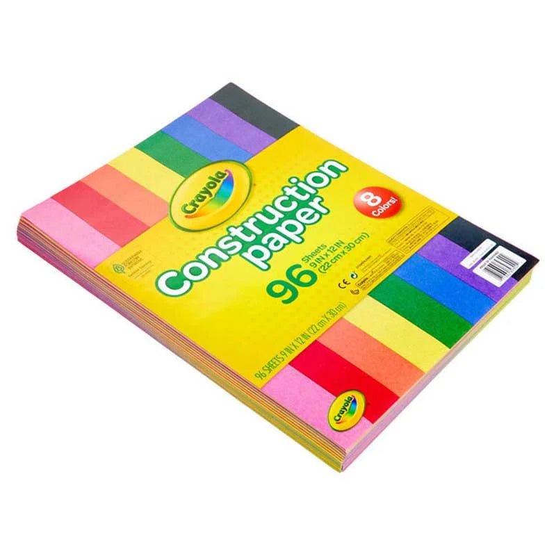 Papel de construcción Crayola 9x12 pulgadas, paquete de 96 hojas en colores surtidos, vista del empaque. Disponible en Officemate República Dominicana.